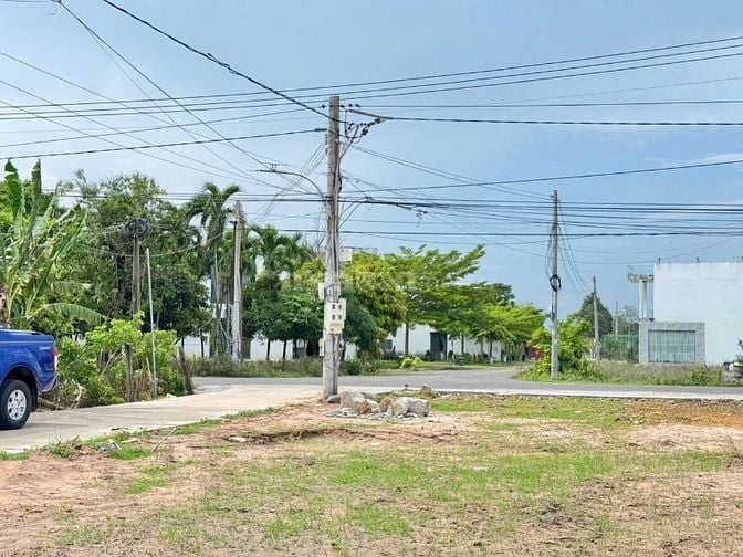 Cần bán gấp 839tr có ngay lô đất 160m2 ngay biển Phước Hải, View Núi M