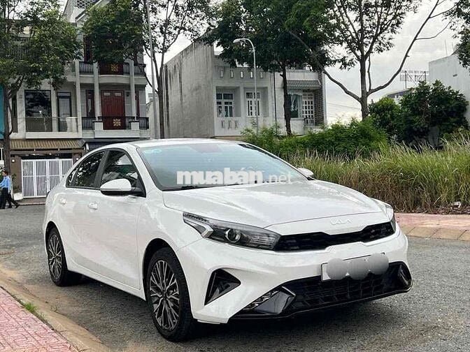KIA K3 2022 Số sàn Trắng 28000 km