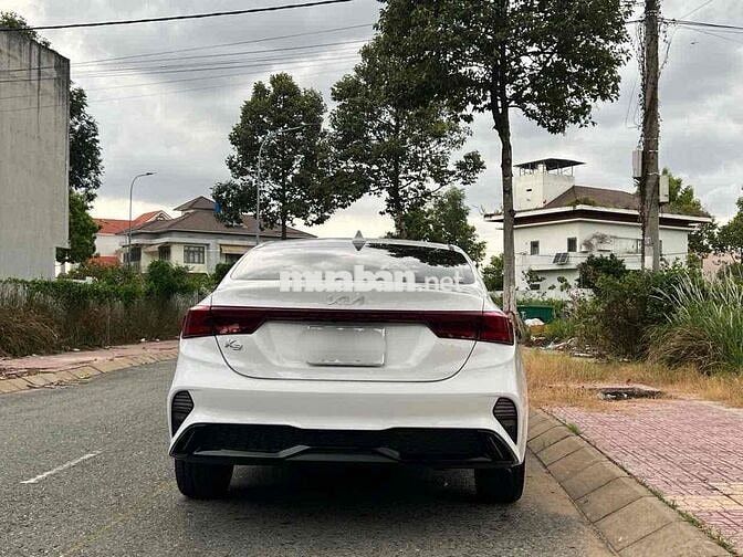 KIA K3 2022 Số sàn Trắng 28000 km