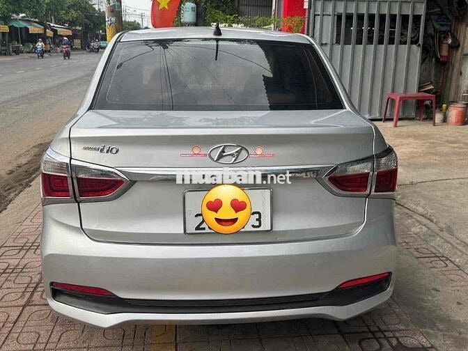 Hyundai Grand i10 2017 Số sàn Bạc