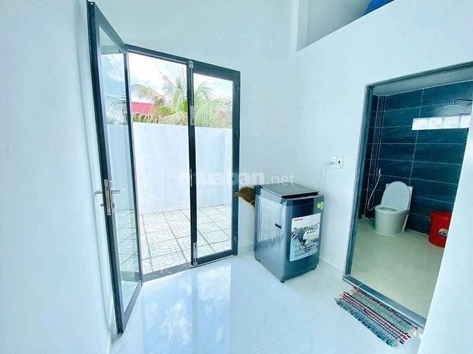 Bán nhà đẹp giá rẻ khu vực bình chánh