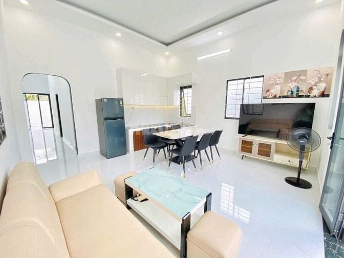 Bán nhà đẹp giá rẻ khu vực bình chánh
