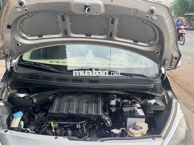 Hyundai Grand i10 2017 Số sàn Bạc