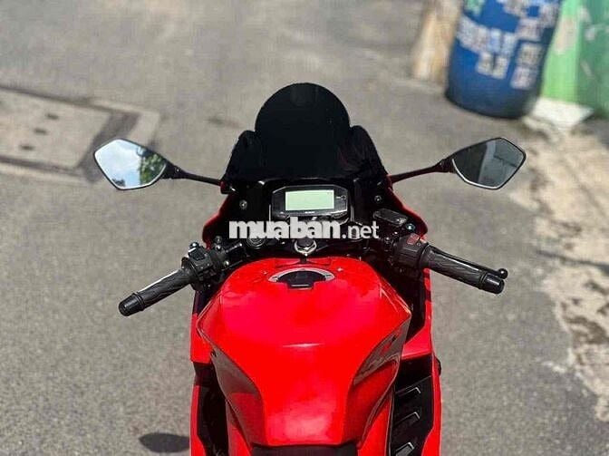 Suzuki GSX 150RR Đỏ, xe zin đẹp lướt