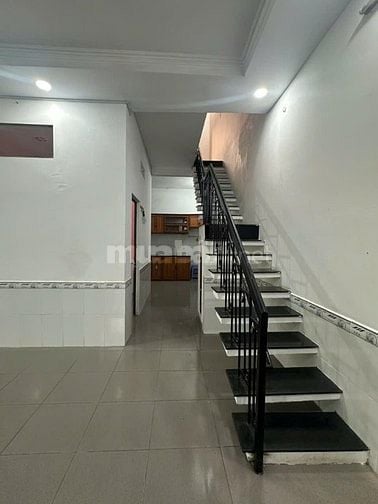 Cho thuê nhà HXH Bình Lợi, 6x11m, 1 trệt, 1 lầu, 3pn, 16tr, TL