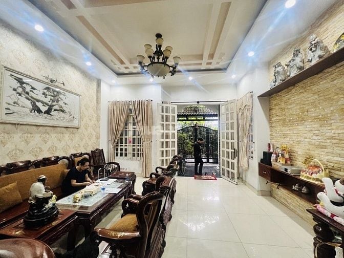 Biệt thự VIP Tên Lửa 4 tầng (7.6x33m) gần Aeon Mall Bình Tân