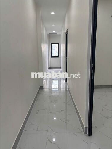 Nhà 4x21m, 1 lầu, 3PN, đường Liên xã, thị trấn Cần Giuộc, Long An.