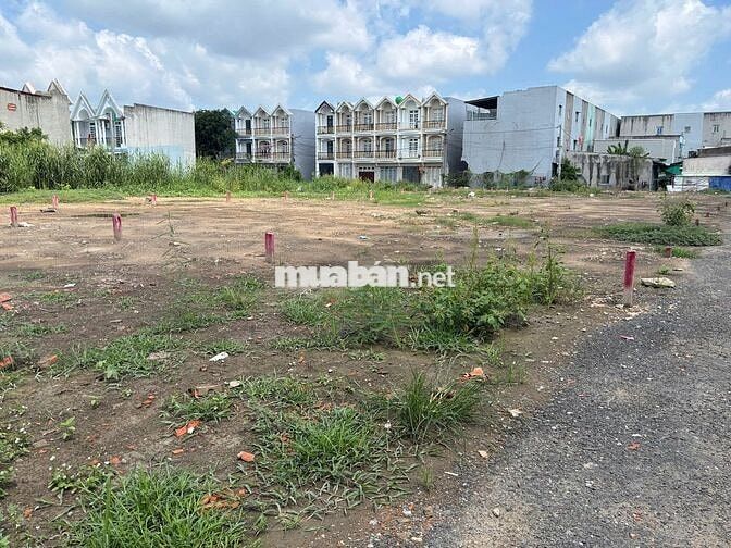 Bán 20 lô đất, mặt tiền đường Tập đoàn 4, TT Cần Giuộc, Long an.
