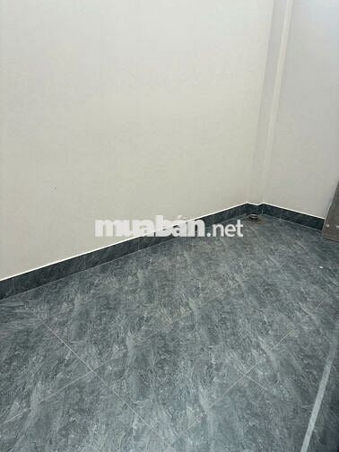 Nhà 4x21m, 1 lầu, 3PN, đường Liên xã, thị trấn Cần Giuộc, Long An.