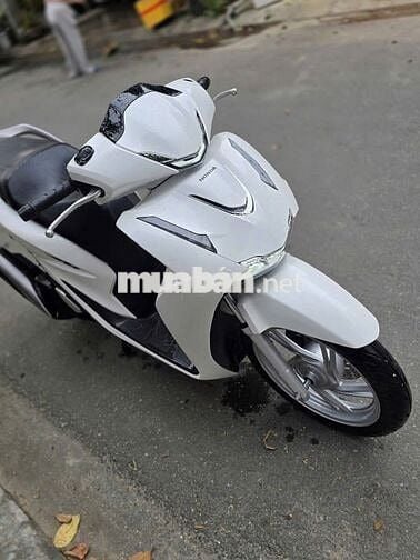 Honda SH 2026 Trắng Bs 43, Có Góp