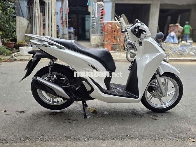 Honda SH 2026 Trắng Bs 43, Có Góp