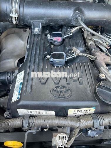 Toyota Innova 2011 Số sàn Vàng cát