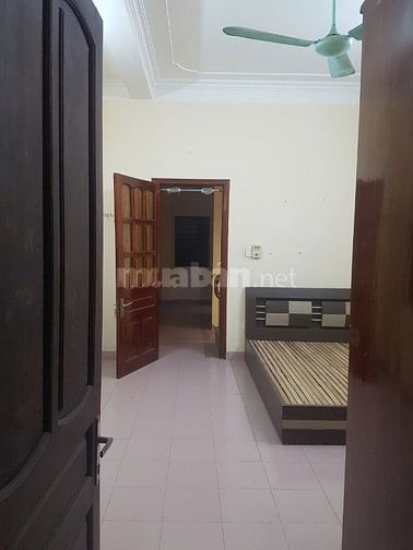 Cho thuê nhà phố Ngọc Hà, Ba Đình, 36m2 x 4 tầng, đủ tiện nghi, ngõ 3m