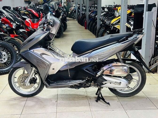 XE MÁY THỊNH PHÁT- AIR BLADE 125 MẮT CÚ BẠC 2015