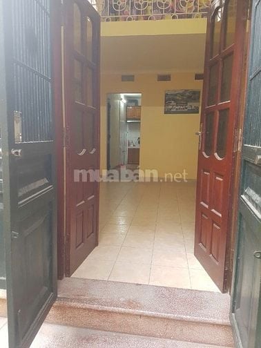 Cho thuê nhà phố Ngọc Hà, Ba Đình, 36m2 x 4 tầng, đủ tiện nghi, ngõ 3m