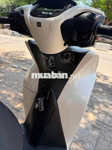 Honda SH ABS 2026 Trắng, có trả góp