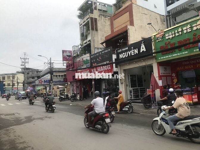 Tuyển dụng bán vé số tại quầy làm xoay ca