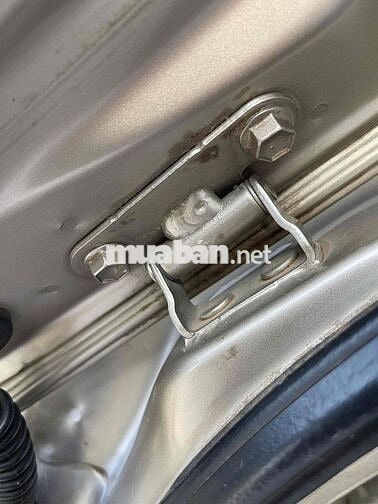 Toyota Innova 2011 Số sàn Vàng cát
