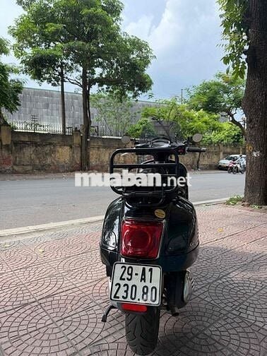 Piaggio Vespa GT Cổ điển Đen 9875 km