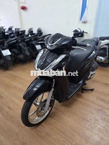 Honda SH 2025 Đen bóng Bs 43