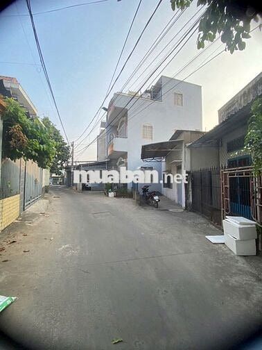 BÁN NHÀ PHƯỜNG AN BÌNH 50M2 NGAY CHỢ ĐƯỜNG Ô TÔ GIÁ 2 TỶ 490