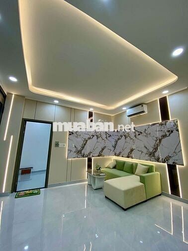 Sát MT Hưng Phú Quận 8 -Ngang 8m - 3PN (có PN trệt) - Full NT Cao Cấp