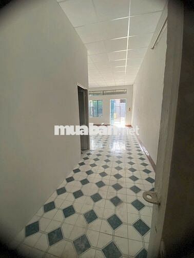 BÁN NHÀ PHƯỜNG AN BÌNH 50M2 NGAY CHỢ ĐƯỜNG Ô TÔ GIÁ 2 TỶ 490