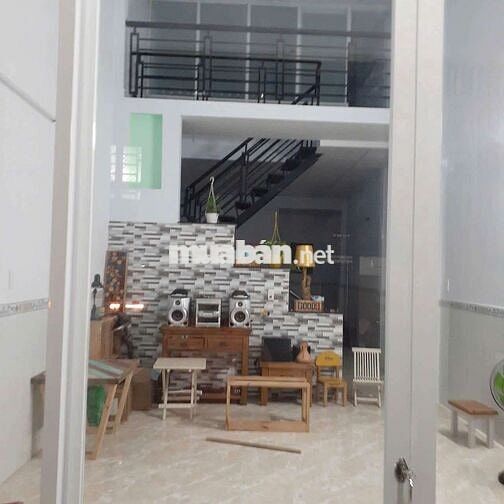 nhà mới sạch sẽ 2/ Nguyễn Thị Tú 