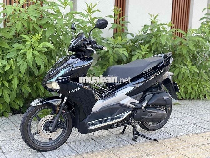 Honda Air Blade 125 2024 Đen bóng 7000 km