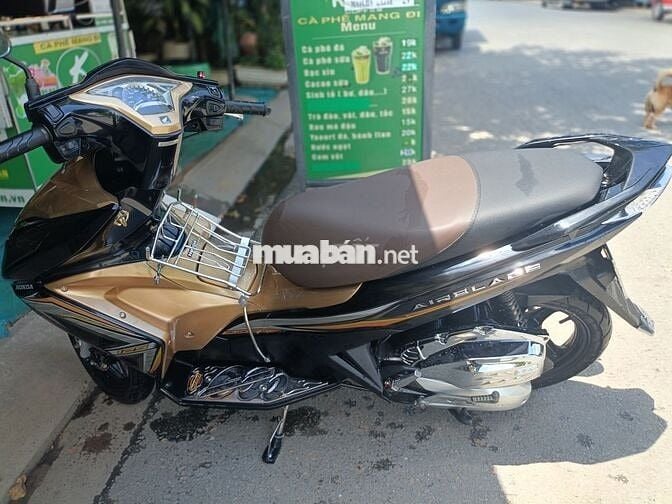 Honda Airblade 125fi 2013 Vàng đồng, Đen