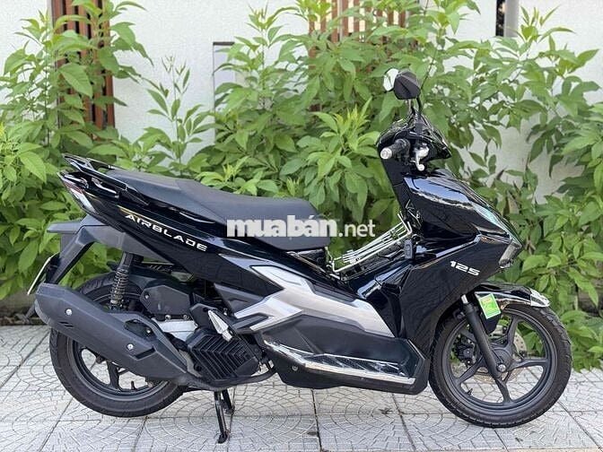 Honda Air Blade 125 2024 Đen bóng 7000 km