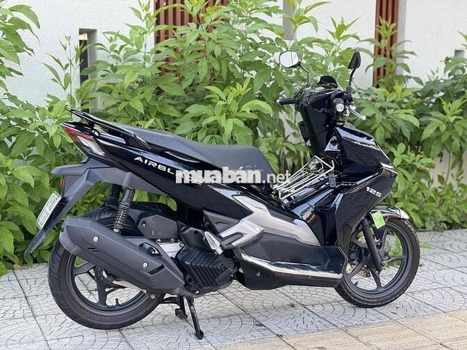 Honda Air Blade 125 2024 Đen bóng 7000 km