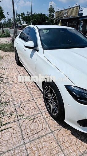Mercedes-Benz C200 Avantgarde 2022 Trắng