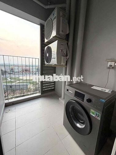 Cho thuê Căn góc 3 Phòng ngủ; Diện tích 114m2; Tháng 6 ở được. LH ạ