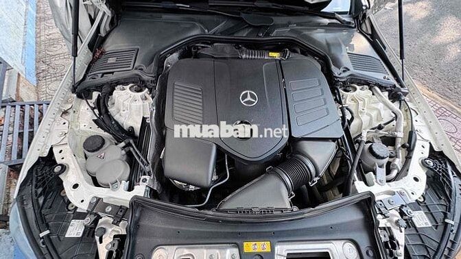 Mercedes-Benz C200 Avantgarde 2022 Trắng