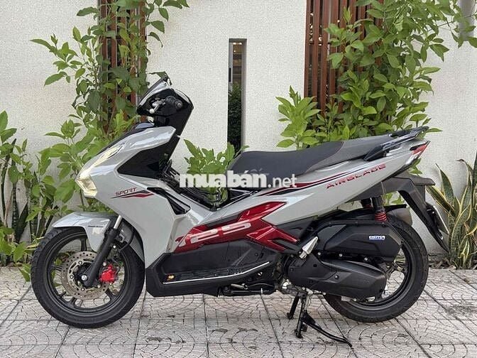 Honda Air Blade 4val 2024 Xám 1000 km