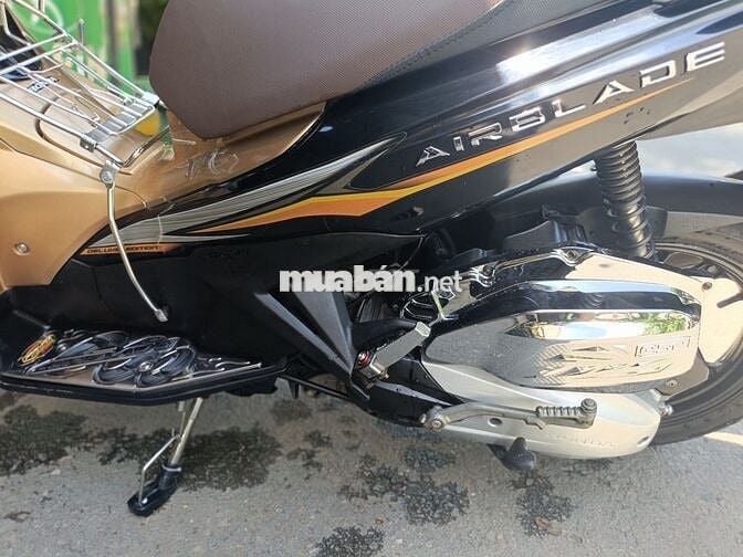 Honda Airblade 125fi 2013 Vàng đồng, Đen