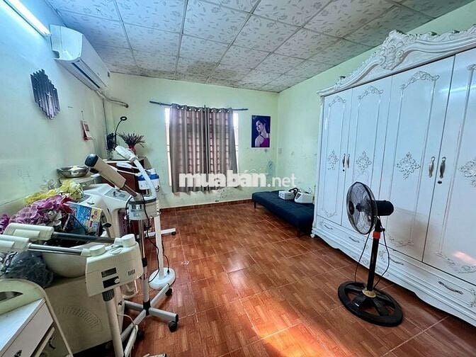 Bán nhà Lê Trọng Tấn, 5m x 10m, hẻm xe hơi, 3 tầng, chỉ hơn 5 tỏi TL