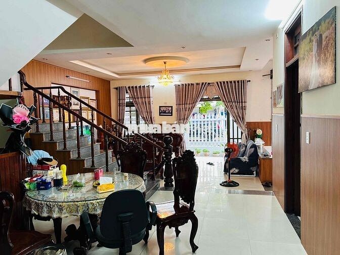 Bán Villa  giá thương lượng , cách đại hành, phước tần 200m