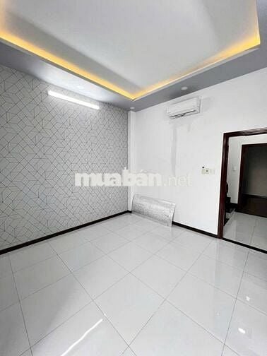 CHO THUÊ NHÀ TRỆT 2 LẦU MẶT TIỀN ĐƯỜNG NGUYỄN MINH QUANG