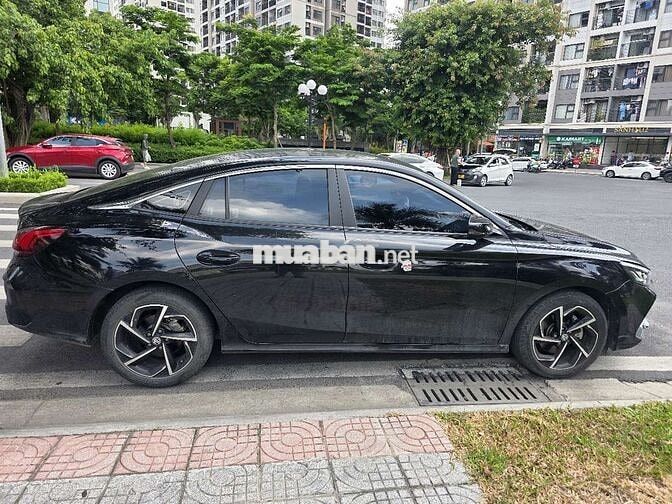 MG MG5 Lux 2023 Đen 4 vạn
