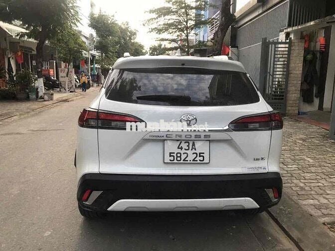 Toyota Corolla Cross 1.8V 2020 Trắng 110.000 km