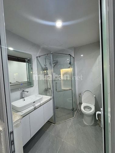 CẦN  BÁN TOÀ NHÀ 496 XÃ ĐÀN  MỚI SƠN SỬA ĐẸP SẠCH 