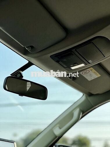 Toyota Hilux 1 cầu AT 2026 Đủ màu