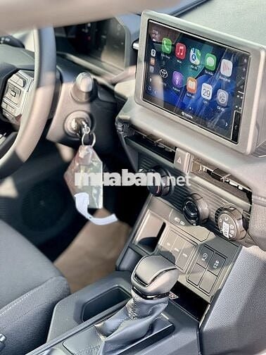 Toyota Hilux 1 cầu AT 2026 Đủ màu