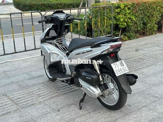 Honda Air Blade 125 2017 Bạc Porsche bs71
