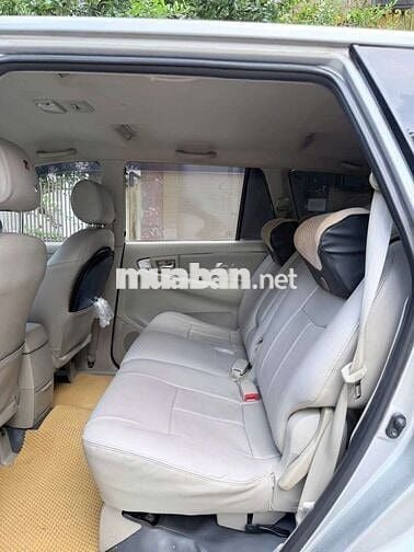 Toyota Innova 2015 Bạc Số sàn 100.000 km