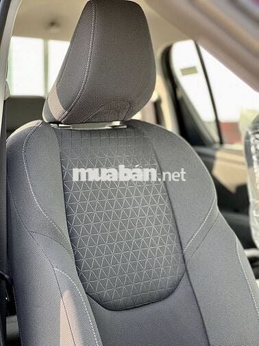 Toyota Hilux 1 cầu AT 2026 Đủ màu