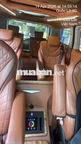Ford Tourneo 2019 Đen 60.000km Xăng Gia đình