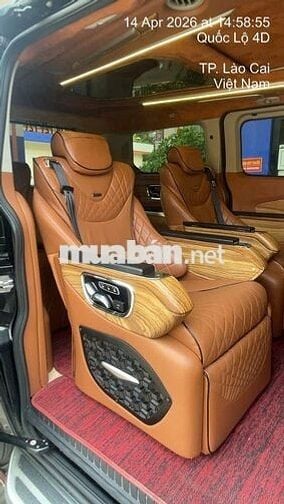 Ford Tourneo 2019 Đen 60.000km Xăng Gia đình